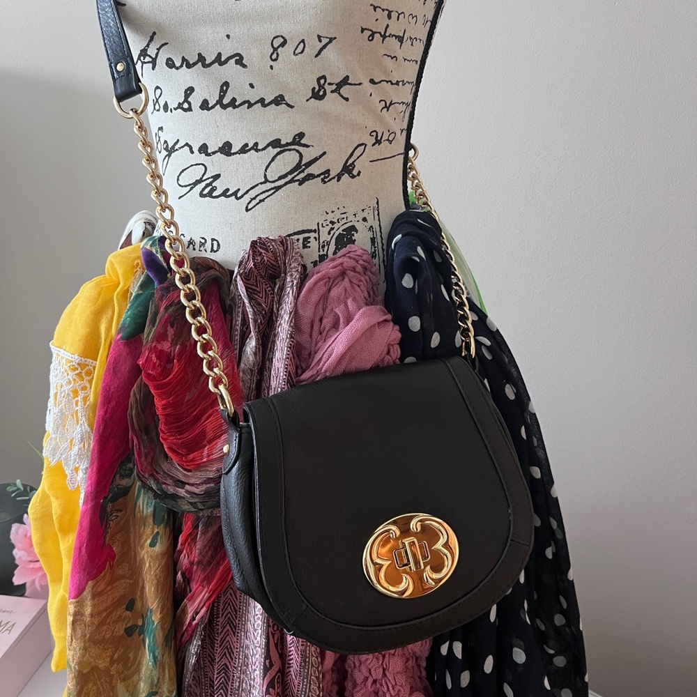 Emma Fox 🦊 Crossbody